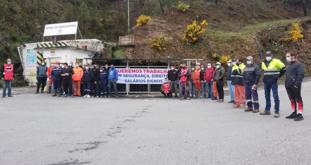 Arrancou em força a greve nas Minas da Panasqueira