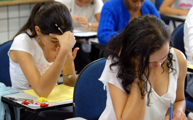 segurança sanitária nas escolas